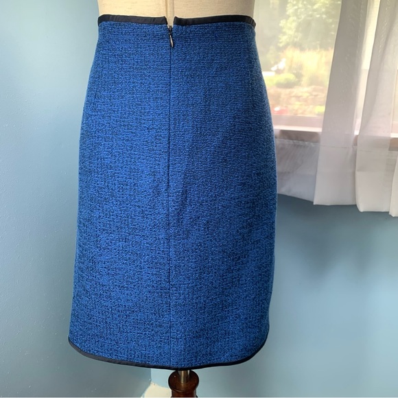 Banana Republic Royal Blue Tweed Shirttail Hem Skirt - Picture 5 of 9